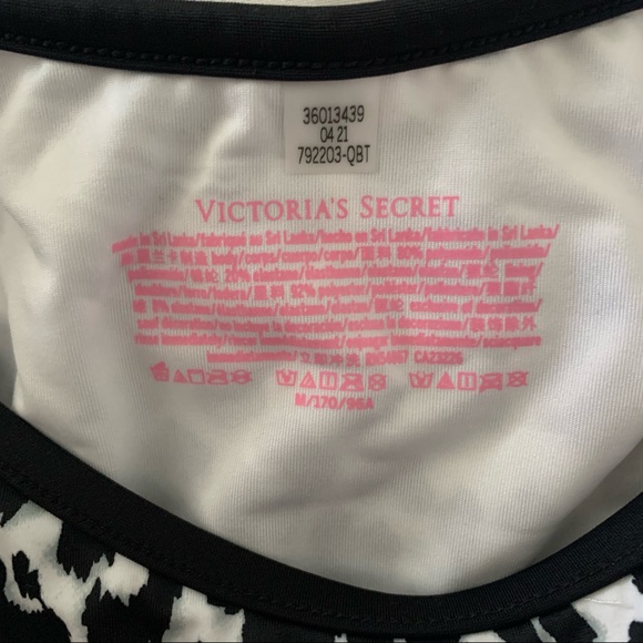 victoria’s secret swim bottom - Picture 3 of 7